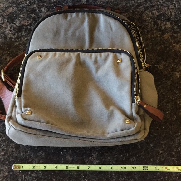 Grey chic backpack - Picture 7 of 7